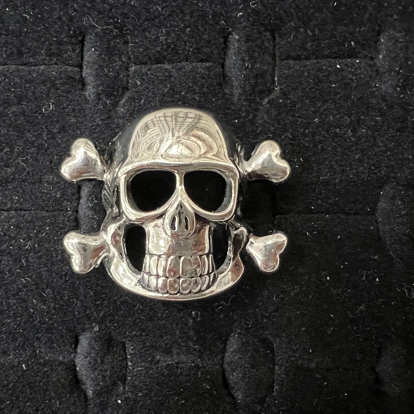 Skull Head with Crossbones - Punk Ring - Stainless Steel - 2059