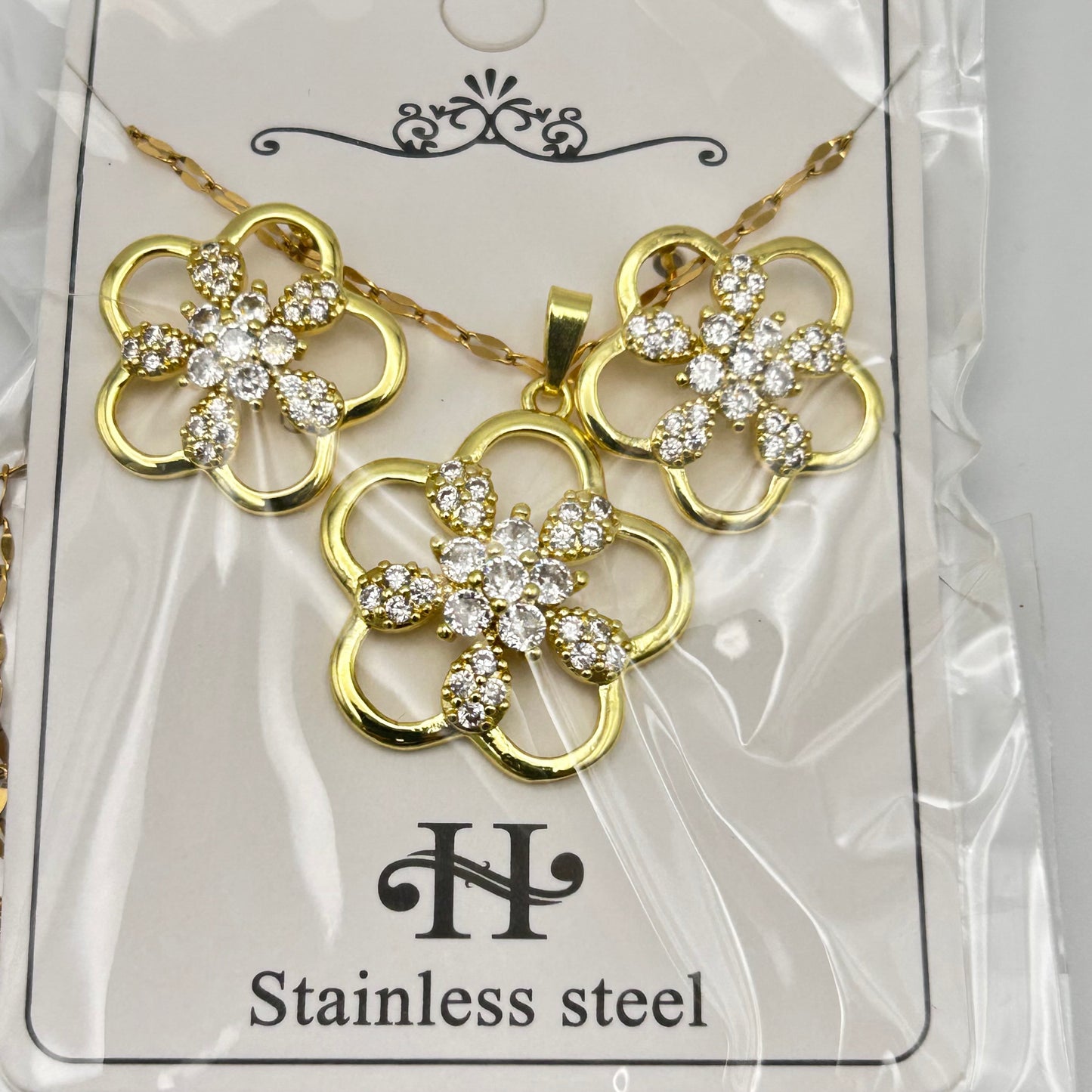 Set - Necklace and Earring - Gold Plated - SNEG-1101