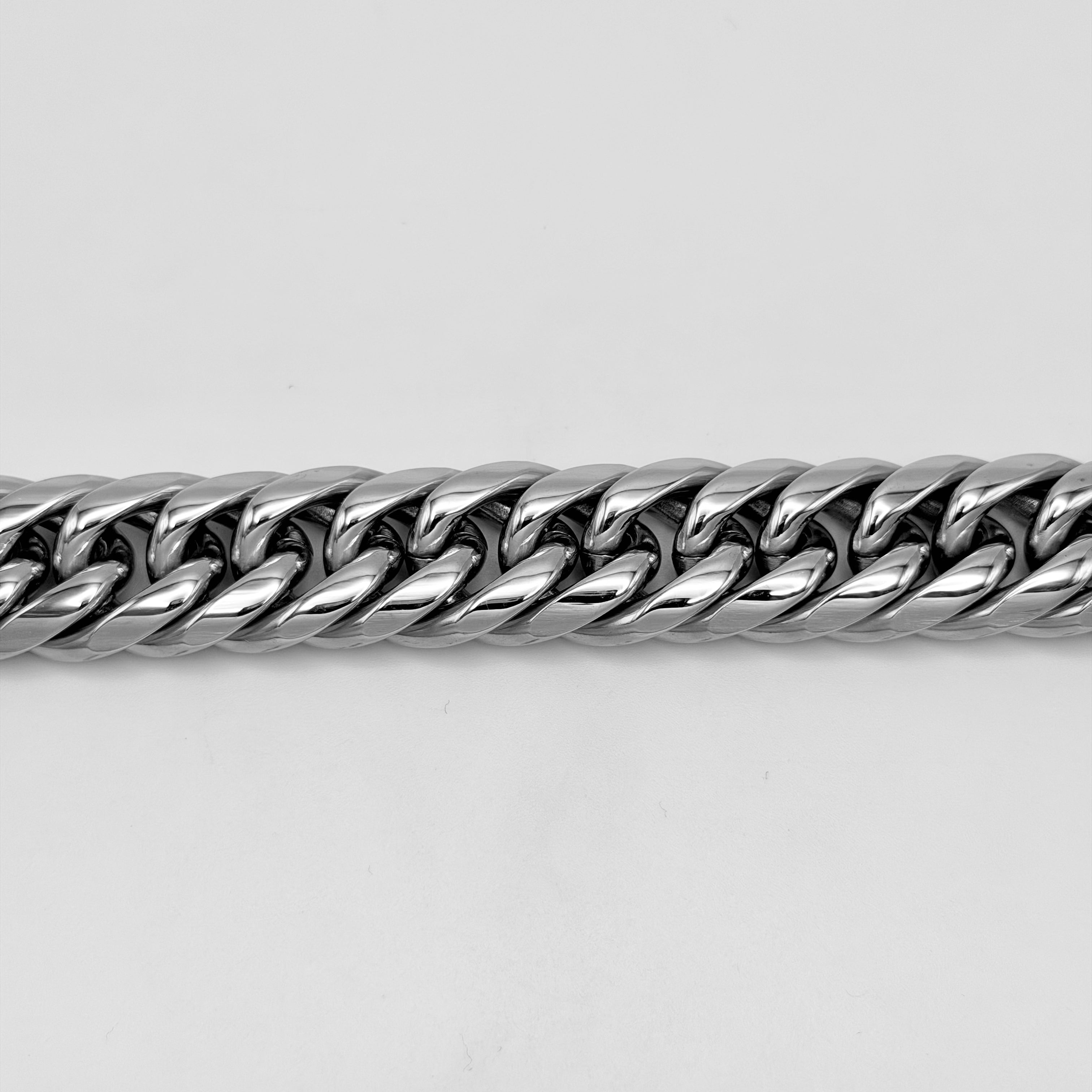 Bracelet - Stainless Steel - BLS-201 Cuban Chain