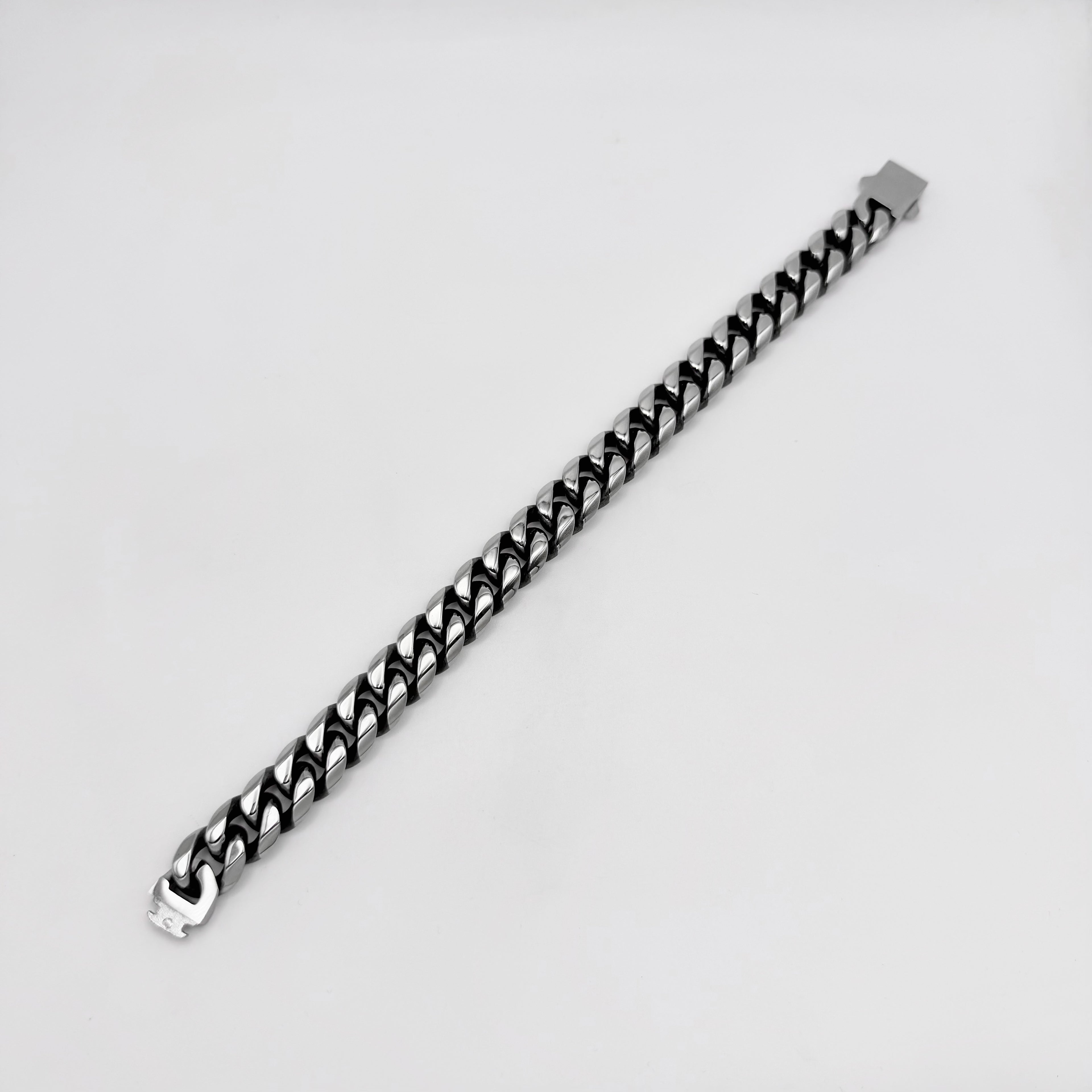 Bracelet - Stainless Steel - BLS-213 Cuban Cut Bracelet