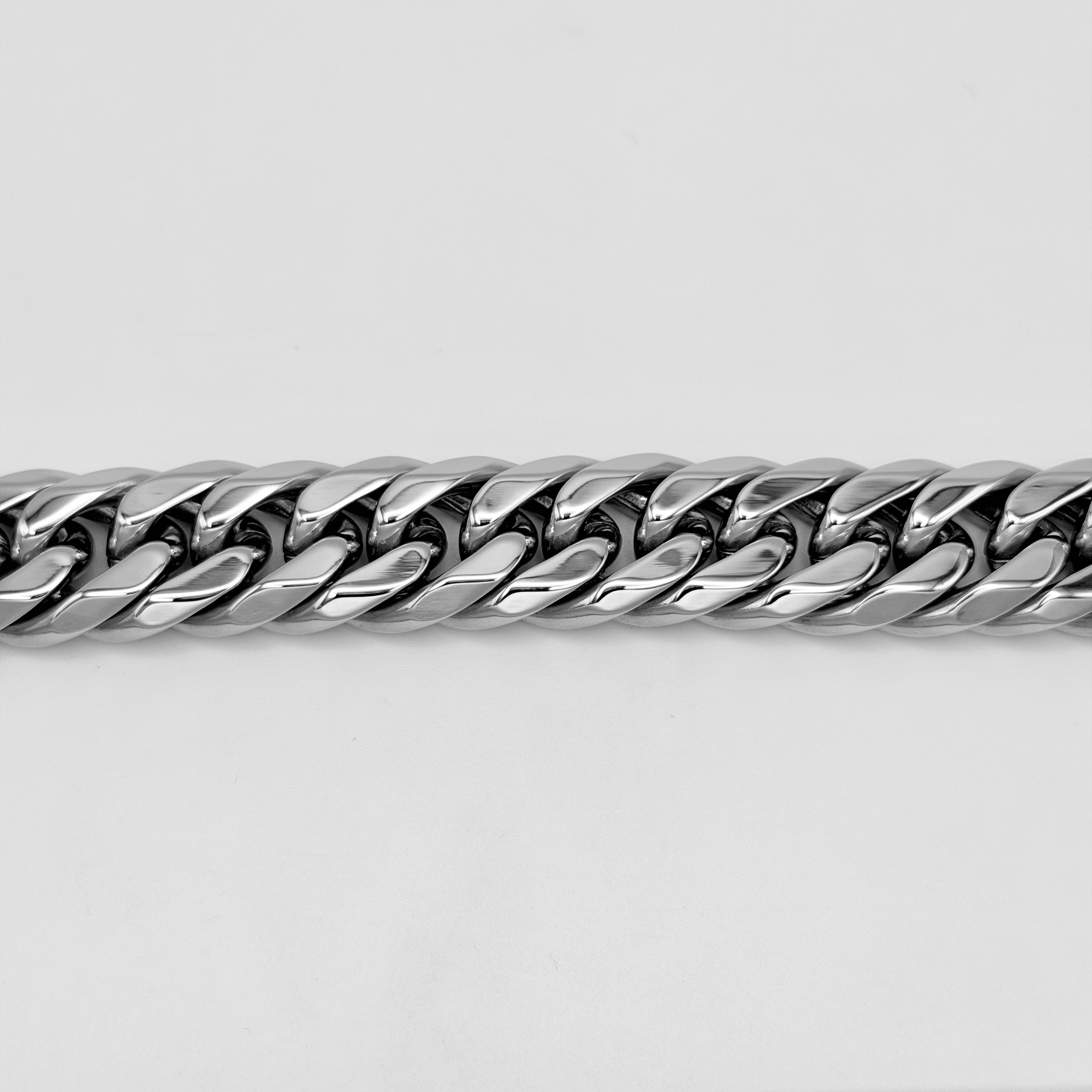 Bracelet - Stainless Steel - BLS-213 Cuban Cut Bracelet