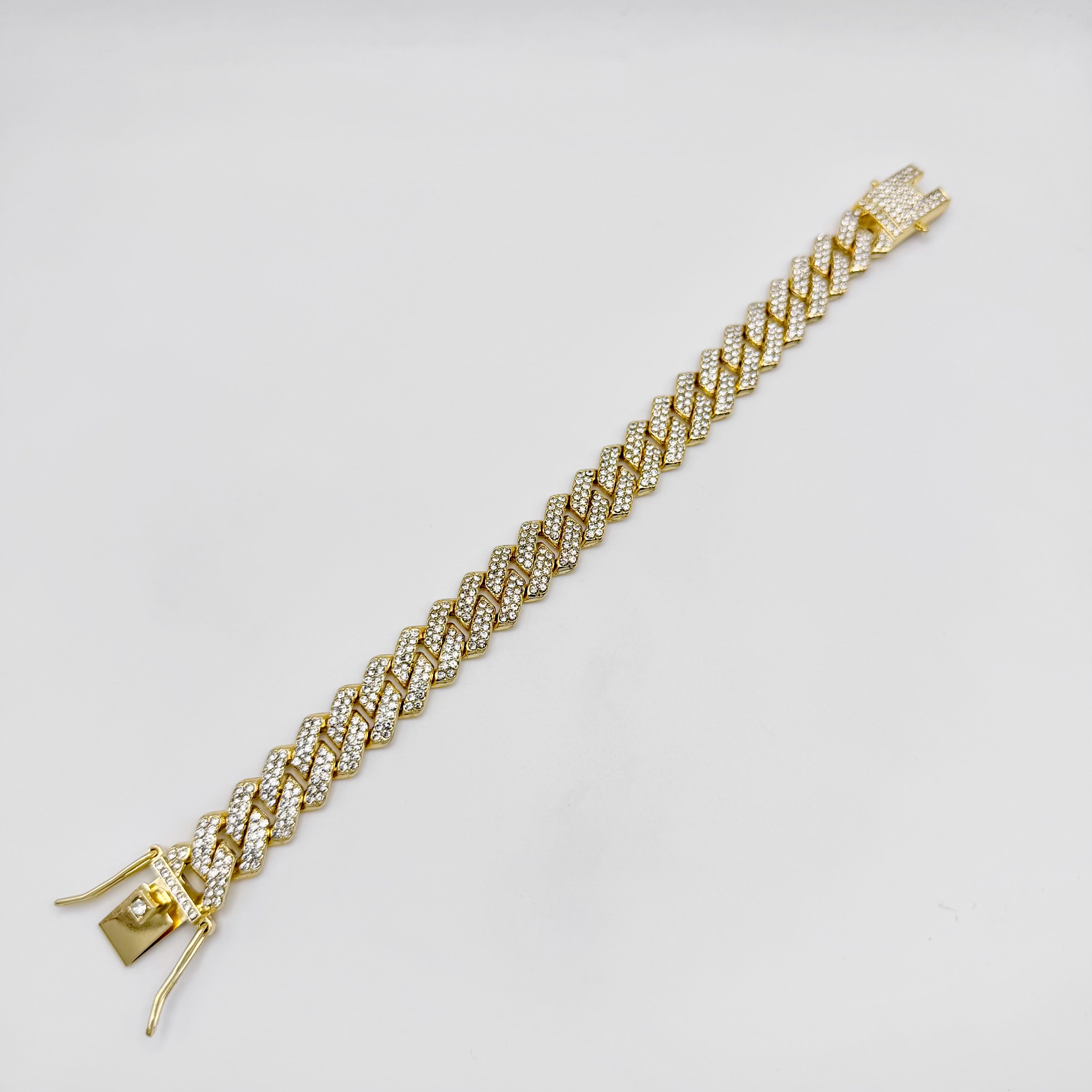 BLZ- 401 Bracelet - Zinc Alloy