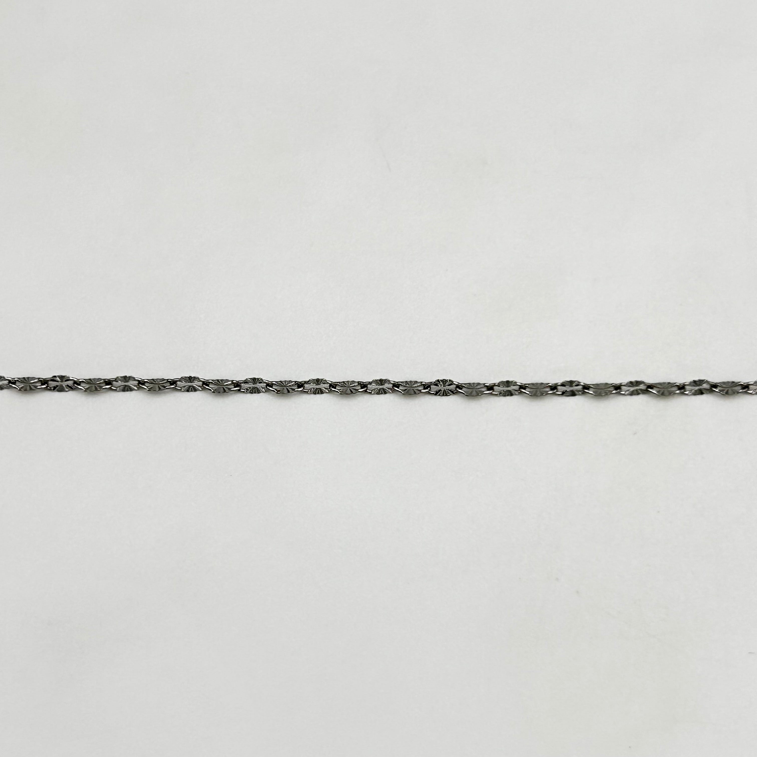 CHS-122 Crimped Lip Chain - Stainless Steel