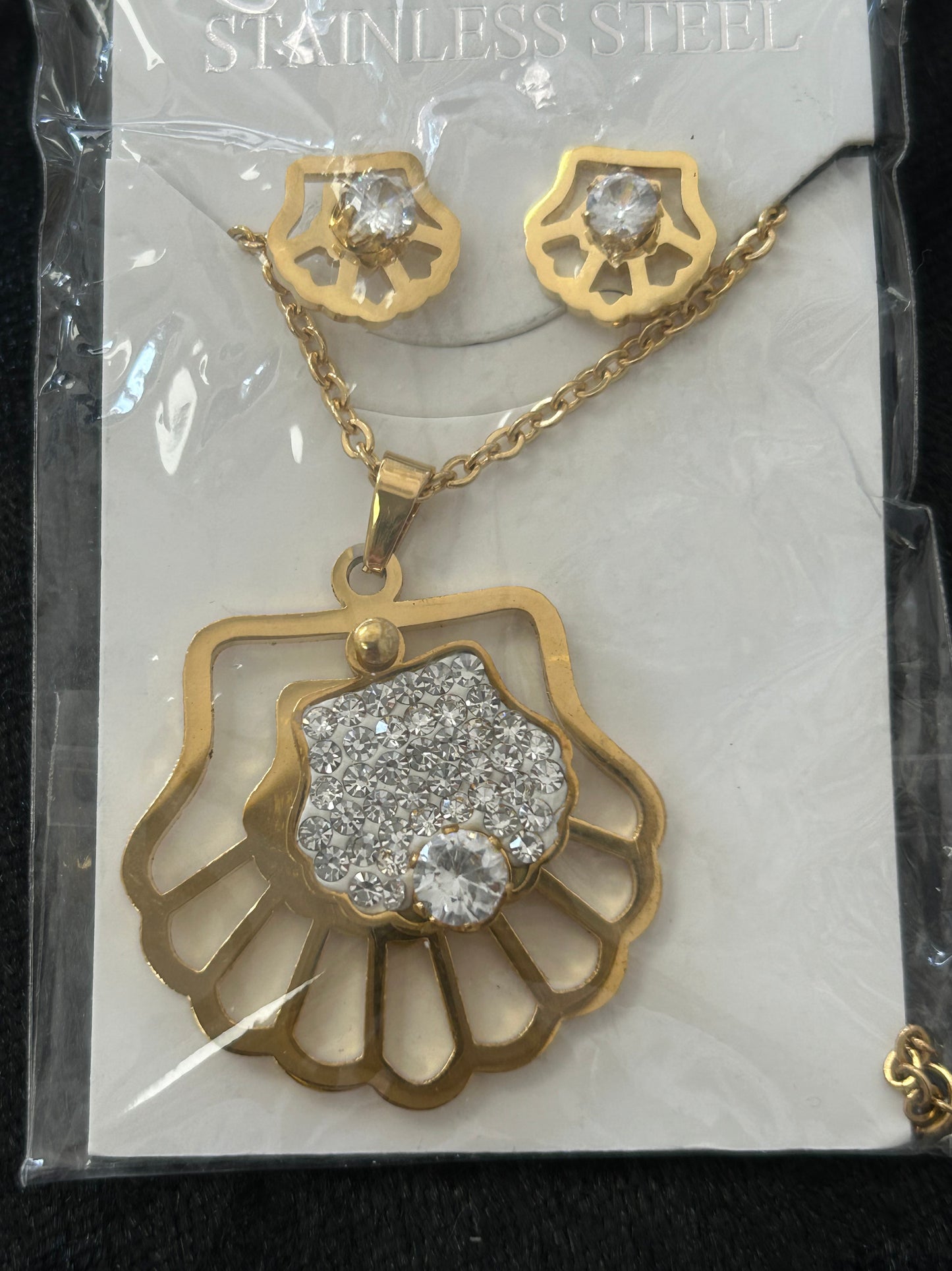 Set - Necklace and Earring - Gold Plated - SNEG-1051