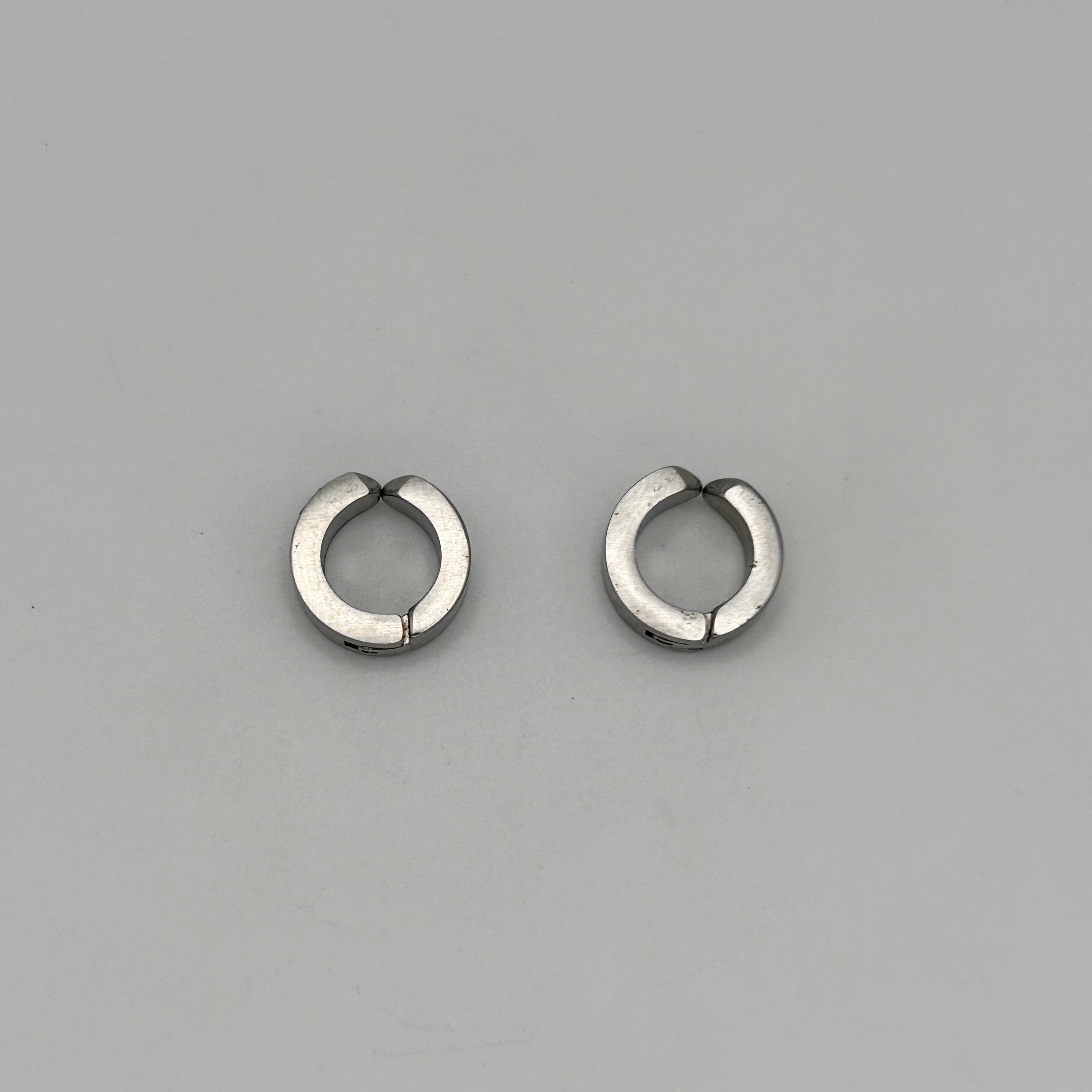 Huggie Earrings - Stainless Steel - HES-1027
