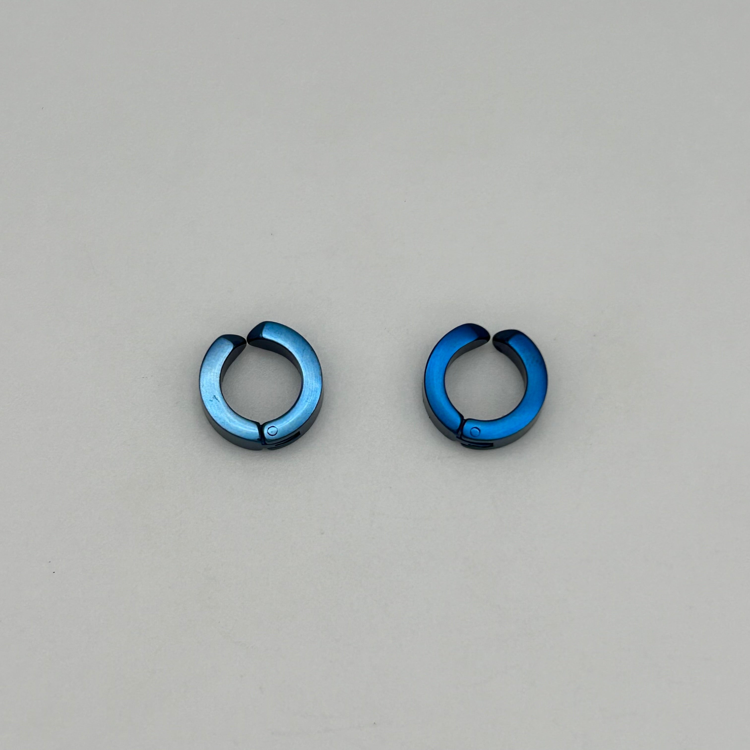 Huggie Earrings - Stainless Steel - HES-1030